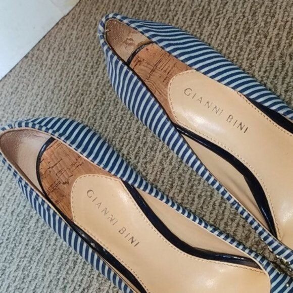 Gianni Bini Heel Shoes Stars Strips Stilettos Platform Pumps WOMEN'S WOMAN'S 8.5 - Picture 10 of 13